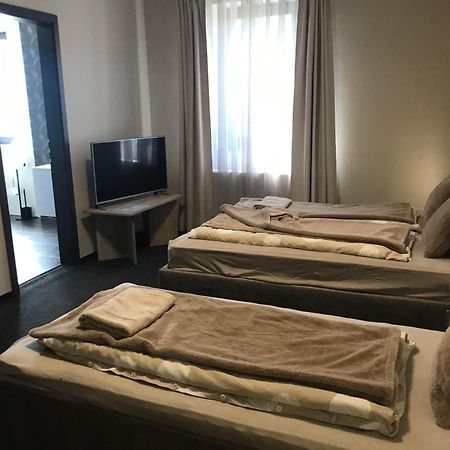 4 Haloszobas Pihenj Meg Vendeghaz Nyiregyhaza Bagian luar foto