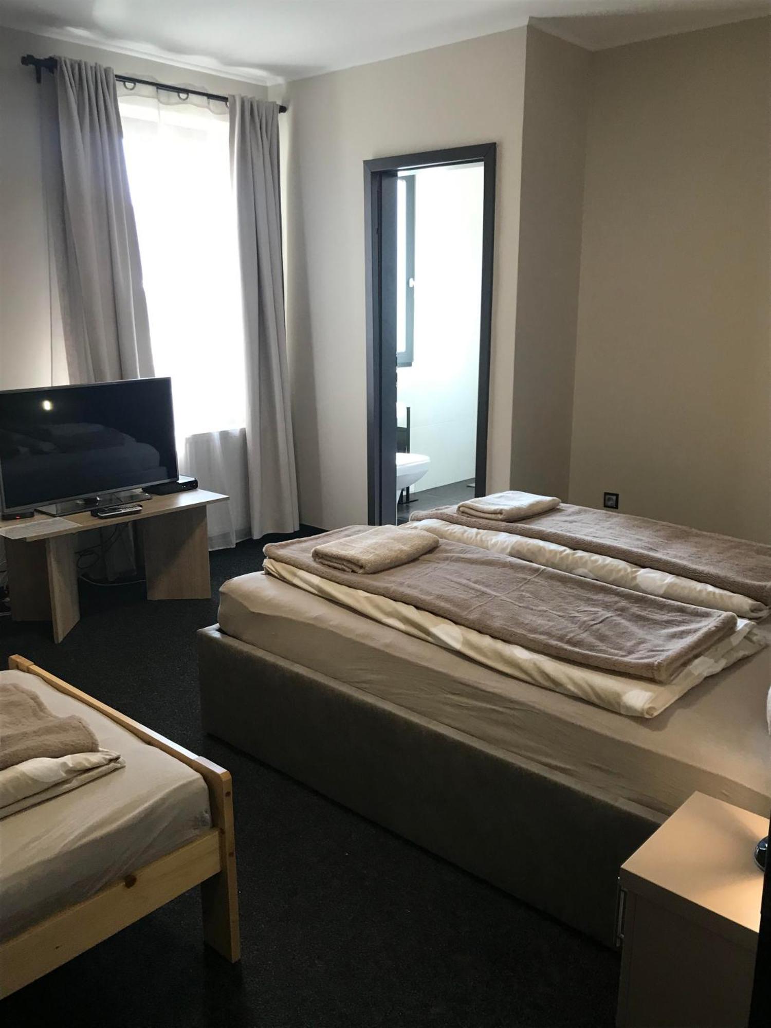 4 Haloszobas Pihenj Meg Vendeghaz Nyiregyhaza Bagian luar foto
