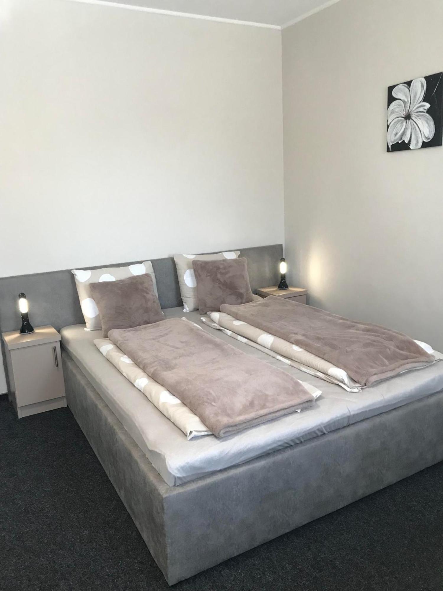 4 Haloszobas Pihenj Meg Vendeghaz Nyiregyhaza Bagian luar foto