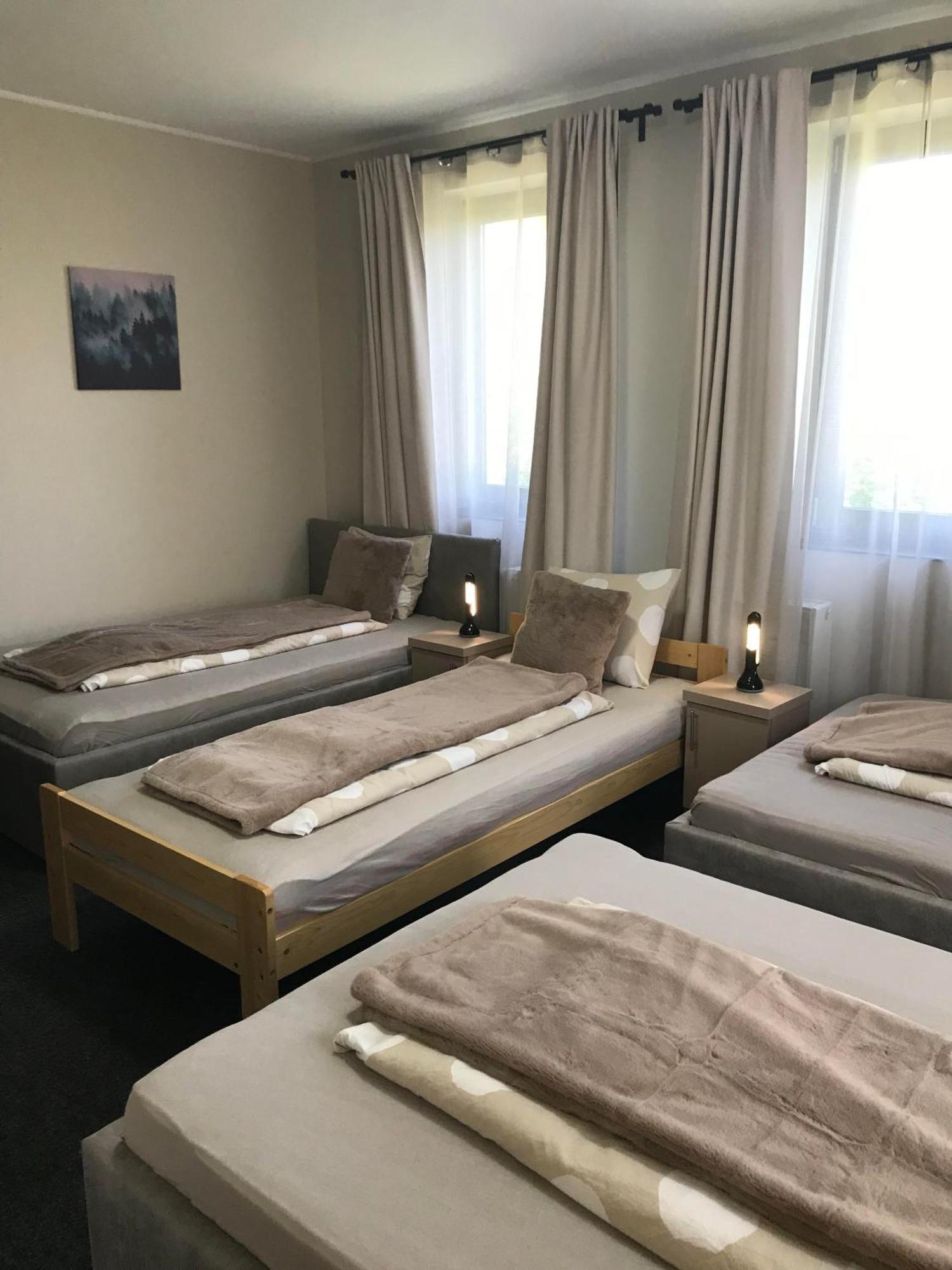 4 Haloszobas Pihenj Meg Vendeghaz Nyiregyhaza Bagian luar foto